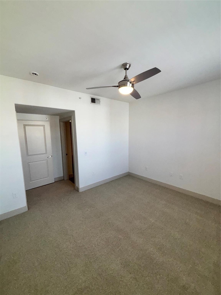 260 Davis Street - Photo 9