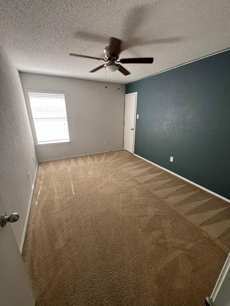 908 Crowder Drive - Photo 7