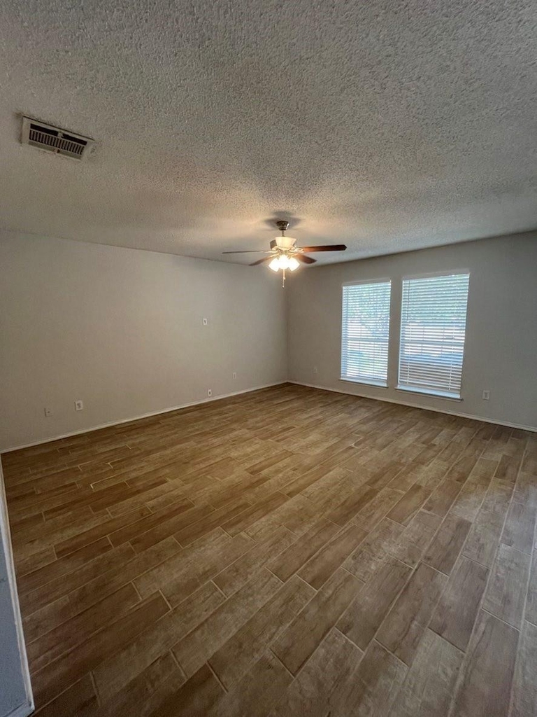 908 Crowder Drive - Photo 11