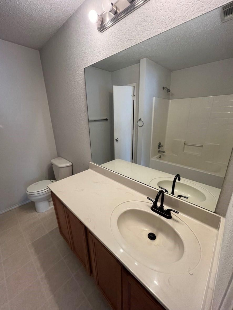 908 Crowder Drive - Photo 4