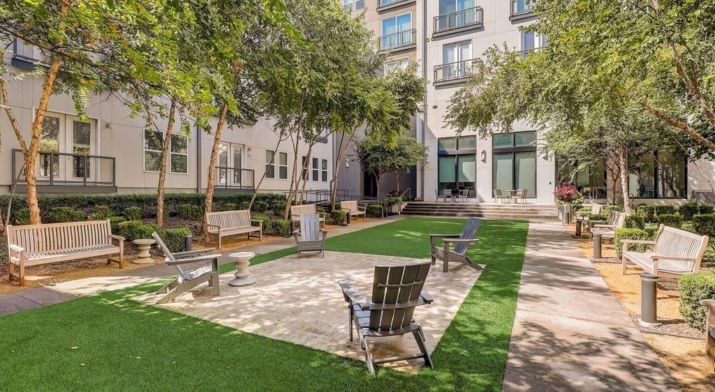 260 Davis Street - Photo 29
