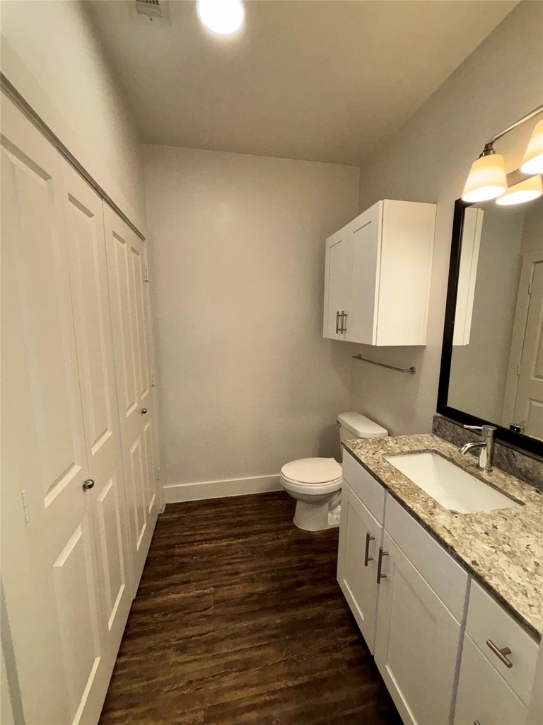 260 Davis Street - Photo 17