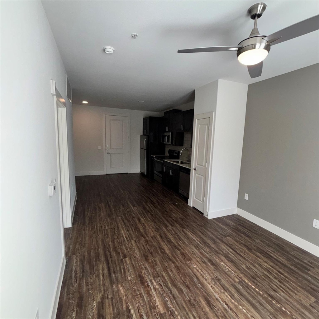 260 Davis Street - Photo 1