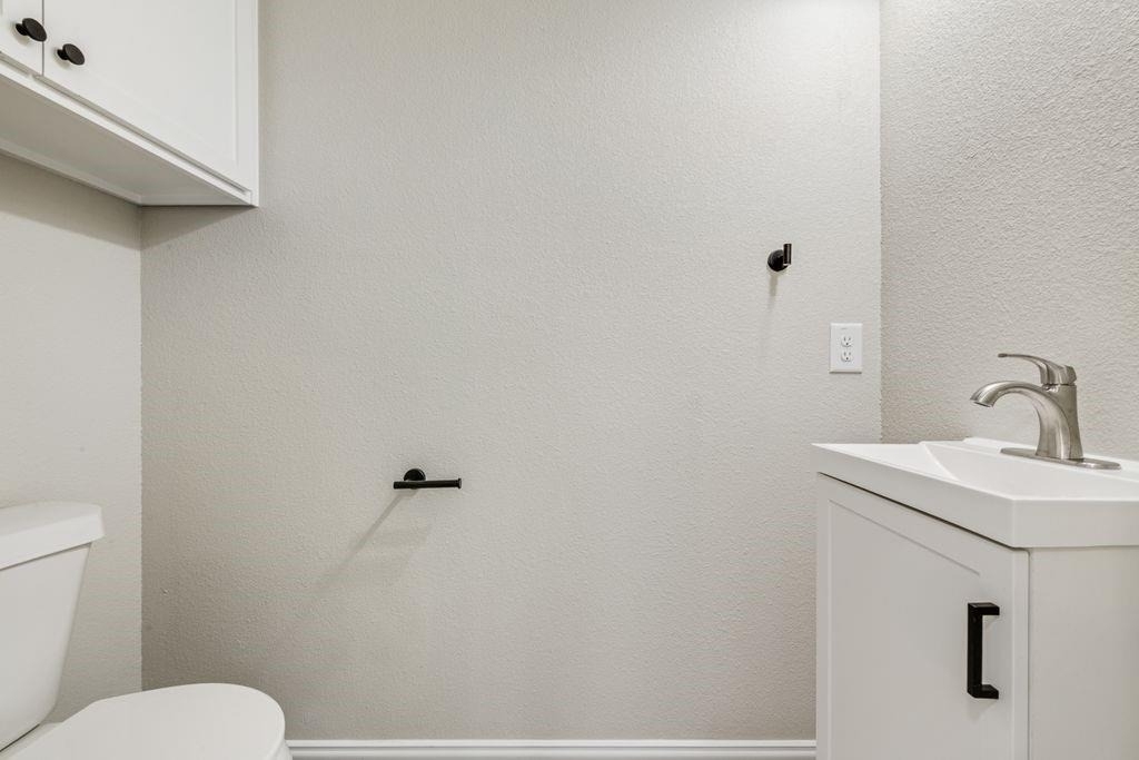 5612 Black Pine Circle - Photo 12