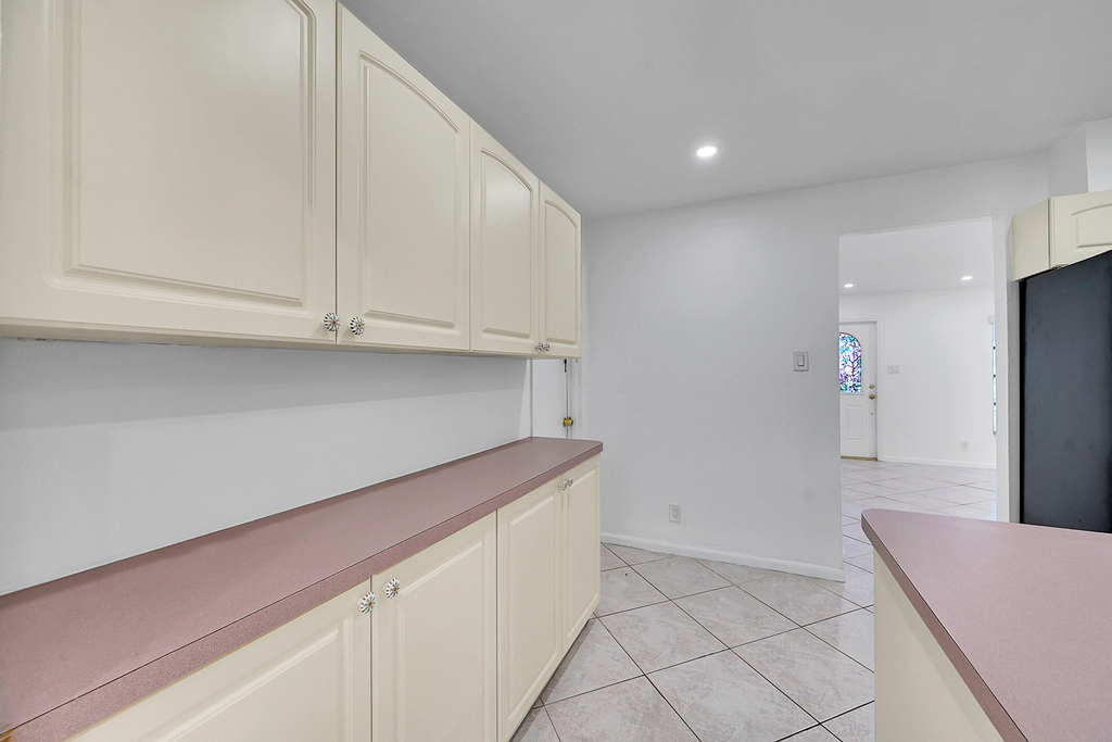 7240 Nw 8th Court - Photo 9