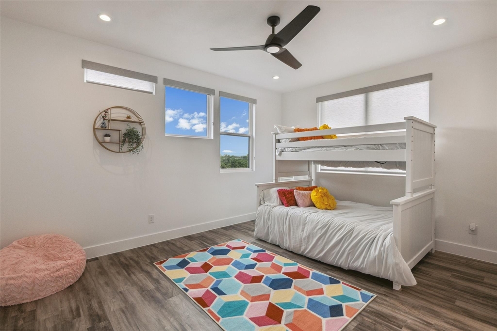 2427 Vagas Street - Photo 26
