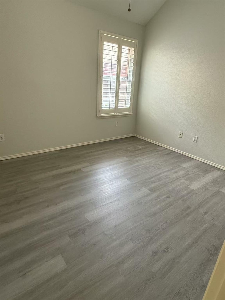 1307 Capstan Drive - Photo 8
