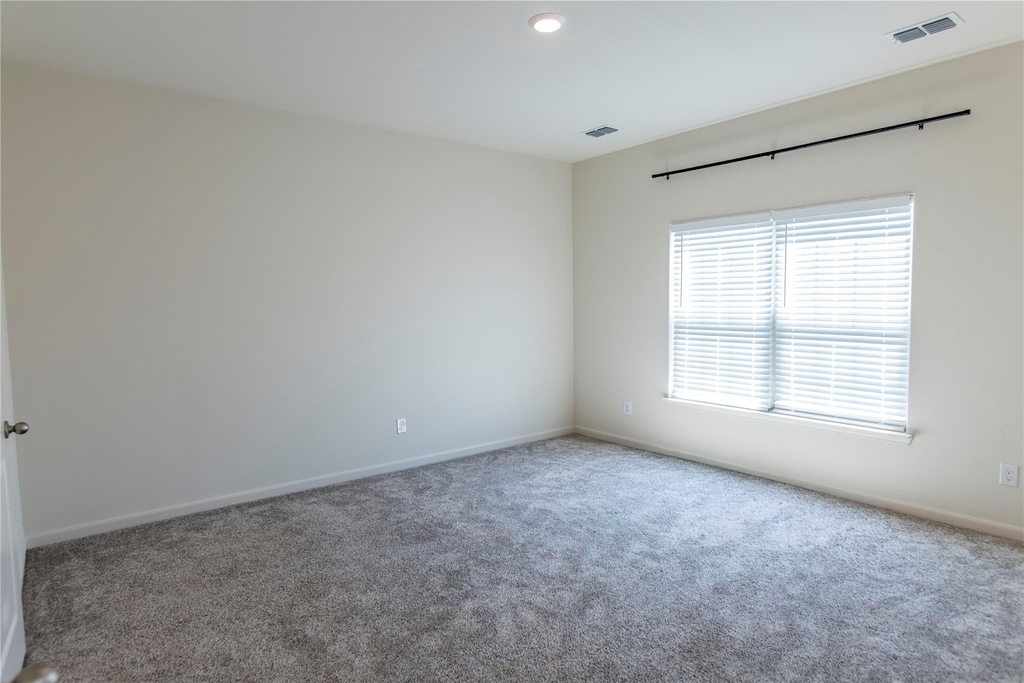 1825 Fergus Drive - Photo 19