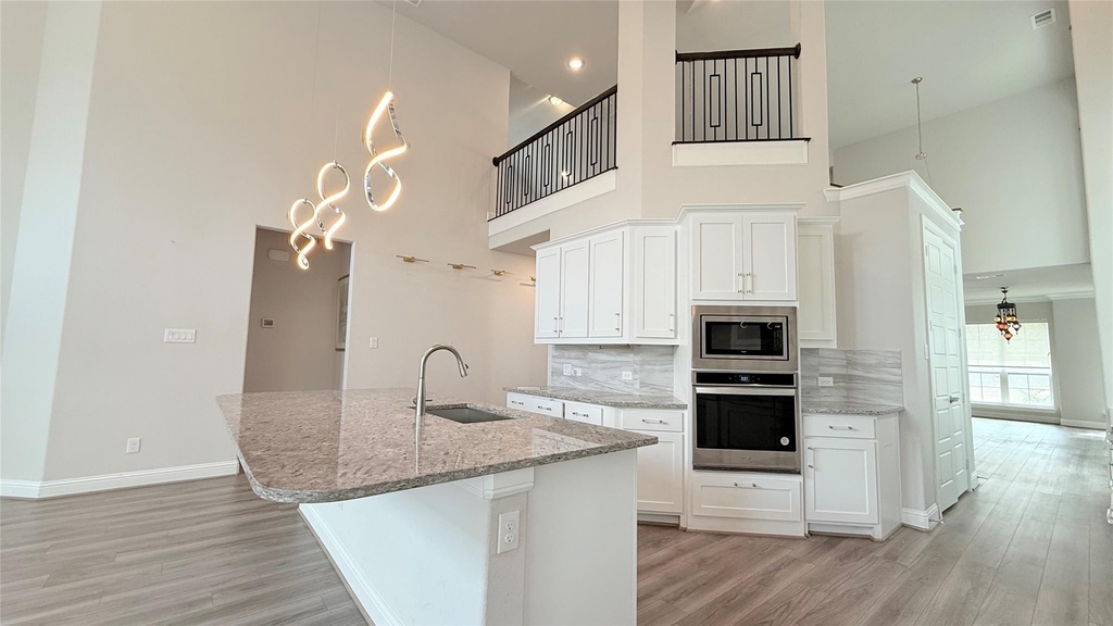 315 Chandan Way - Photo 3