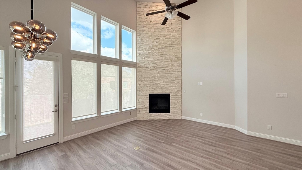 315 Chandan Way - Photo 6