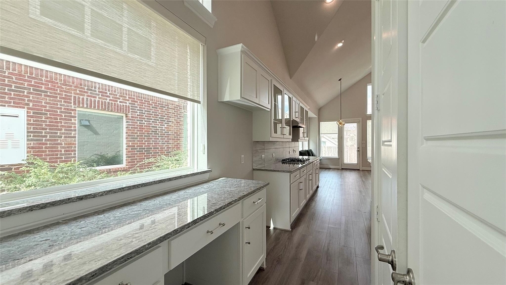 315 Chandan Way - Photo 5