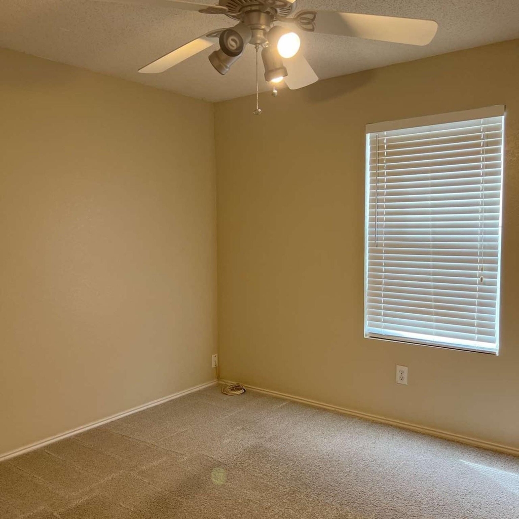 1410 Quail Meadow Drive - Photo 8