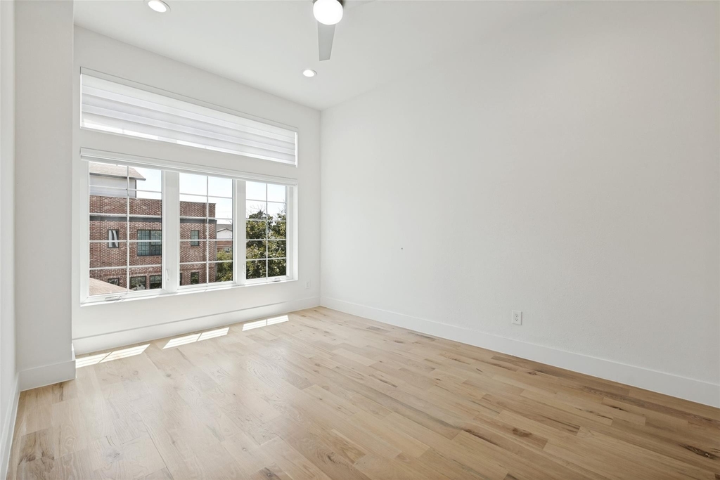 1910 Caddo Street - Photo 16