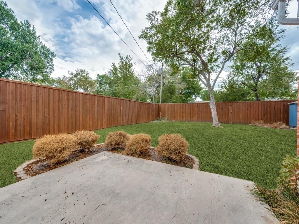 1718 Pat Drive - Photo 22