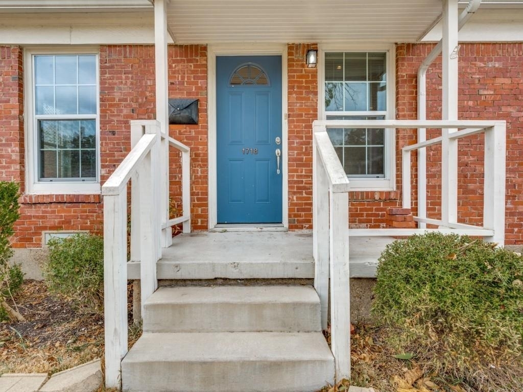 1718 Pat Drive - Photo 2