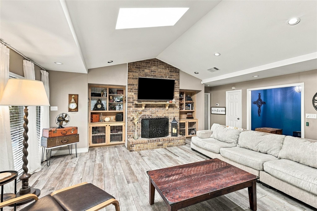 707 Findlay Drive - Photo 7