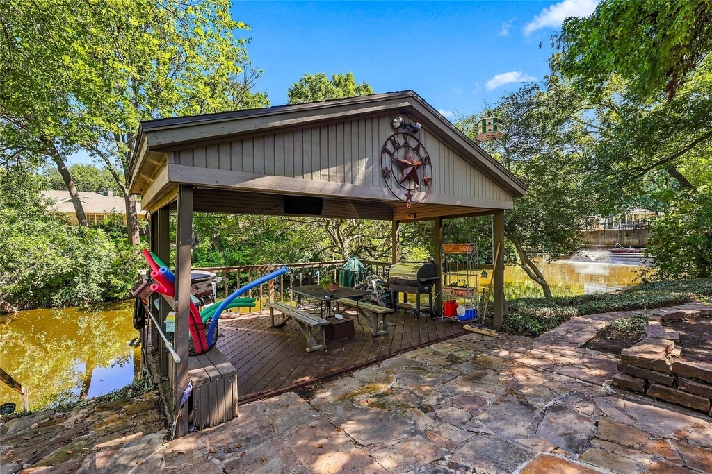707 Findlay Drive - Photo 35