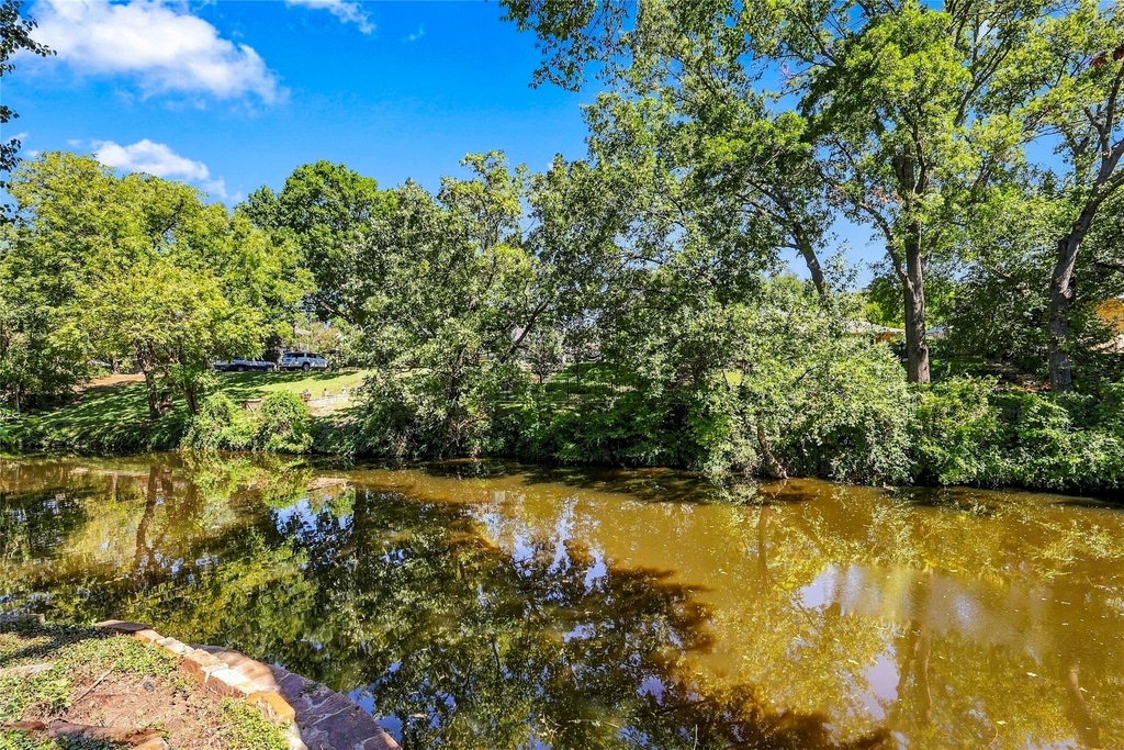 707 Findlay Drive - Photo 37