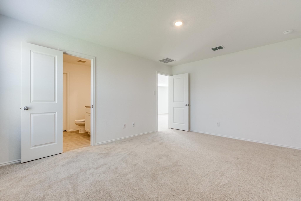 9216 Grackle Place - Photo 4