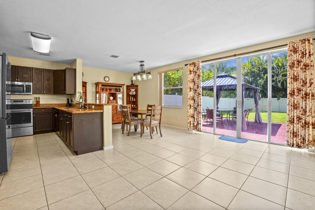 9670 Wolcott Place - Photo 7
