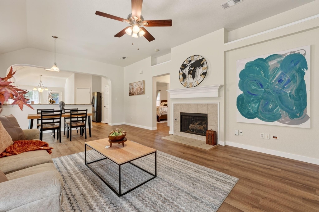 6105 Cheyenne Drive - Photo 3