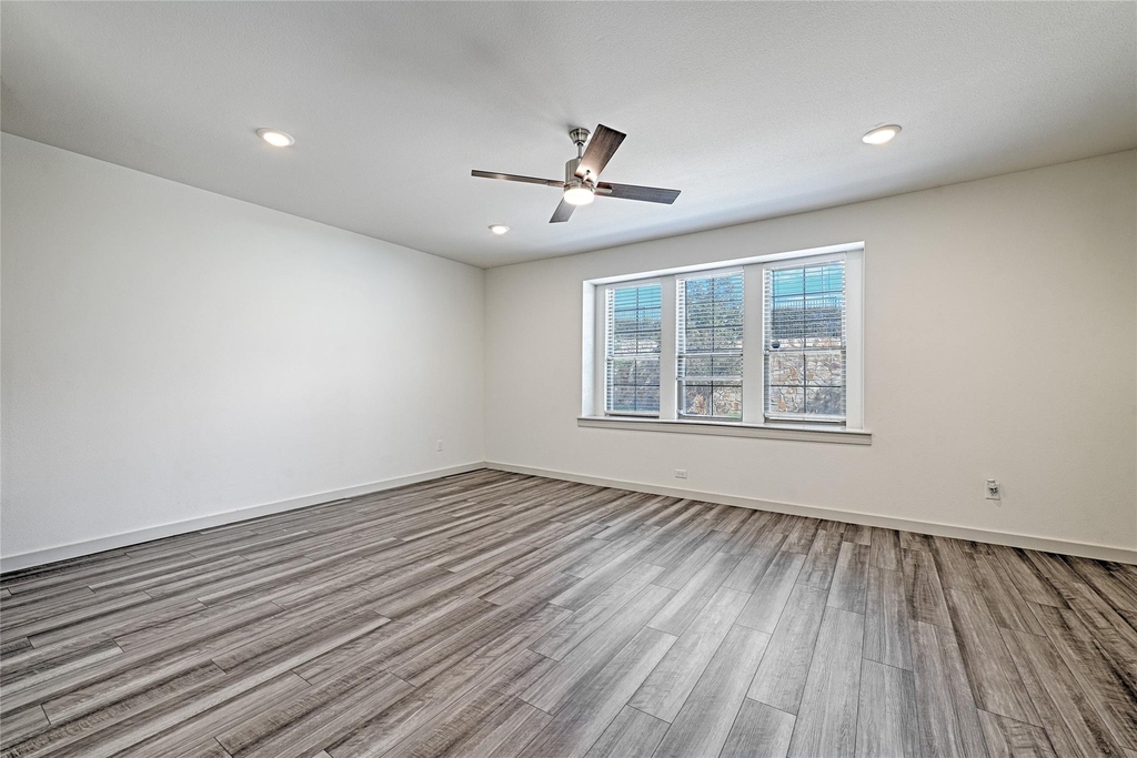 325 Mcconathy Way - Photo 12