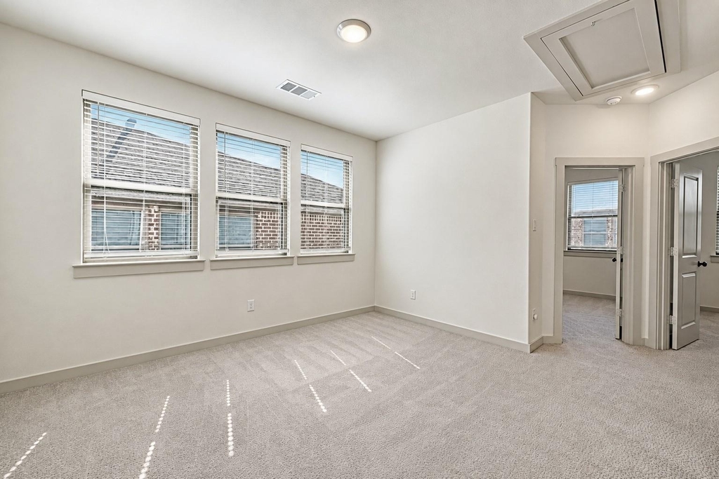 325 Mcconathy Way - Photo 14