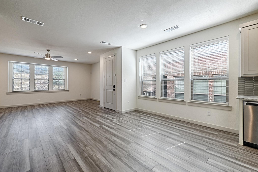 325 Mcconathy Way - Photo 10