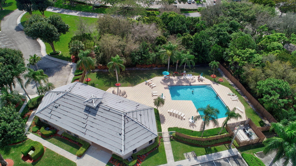 321 Norwood Terrace - Photo 29