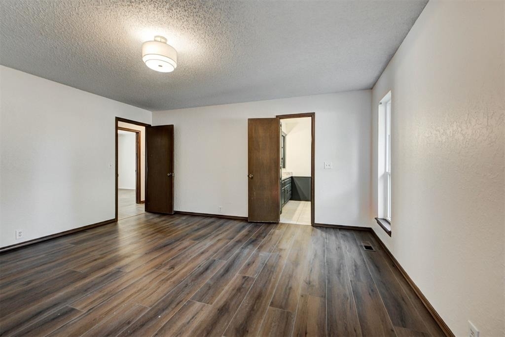 11044 Folkstone Drive - Photo 32