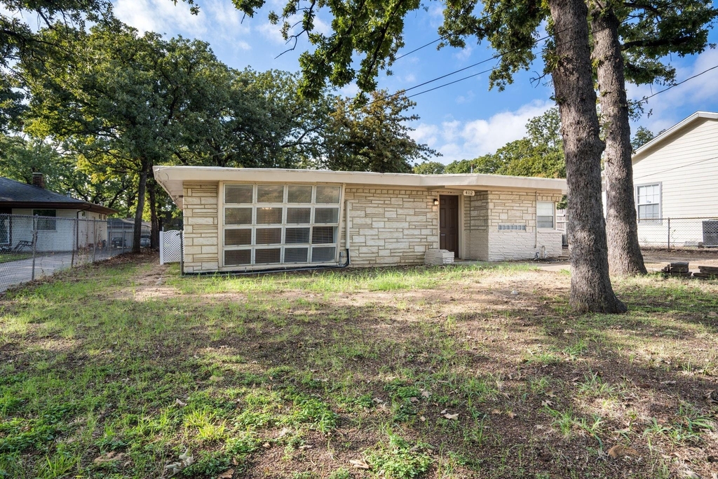 4112 Creech Street - Photo 2