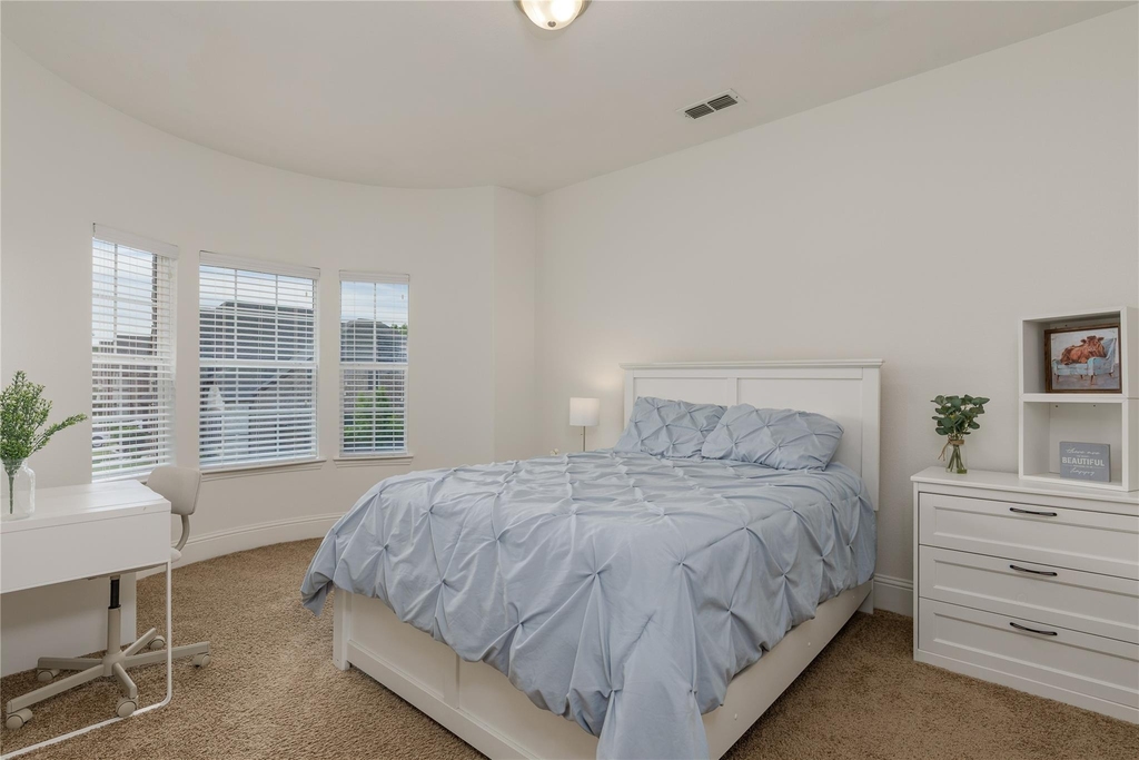 13888 Eleanor Avenue - Photo 26