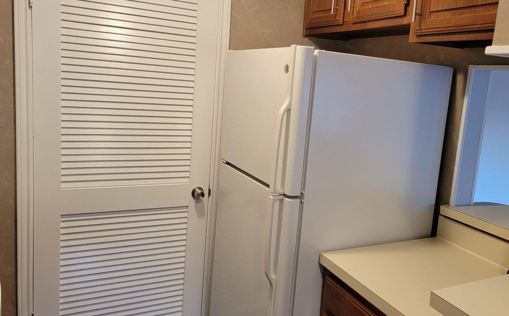 2103 Friendly Drive - Photo 26