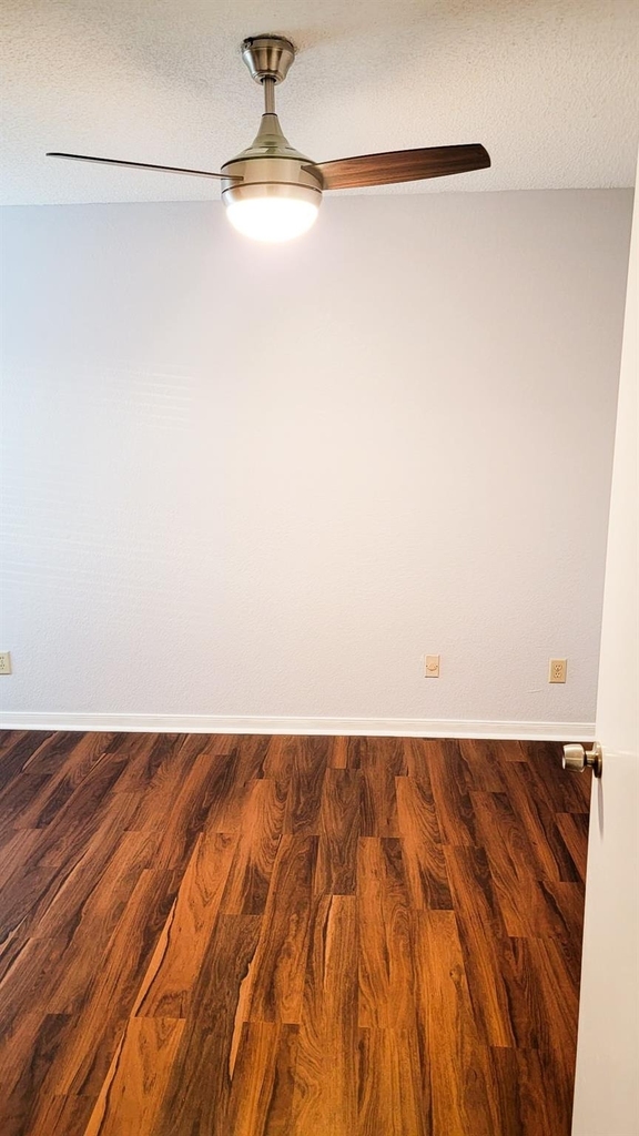 2103 Friendly Drive - Photo 5