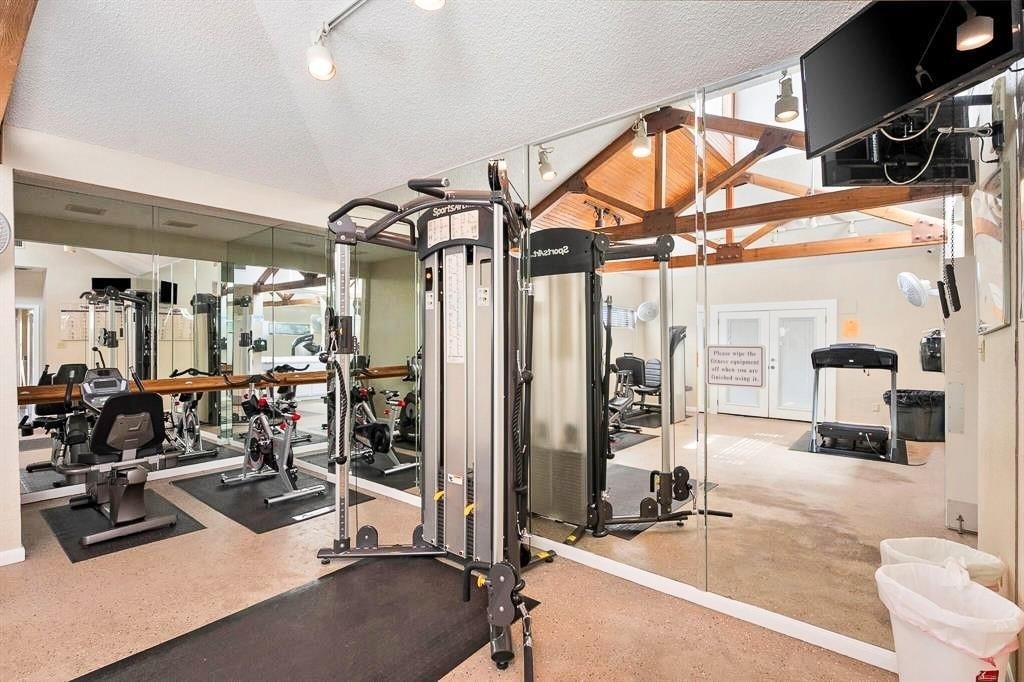 2103 Friendly Drive - Photo 21