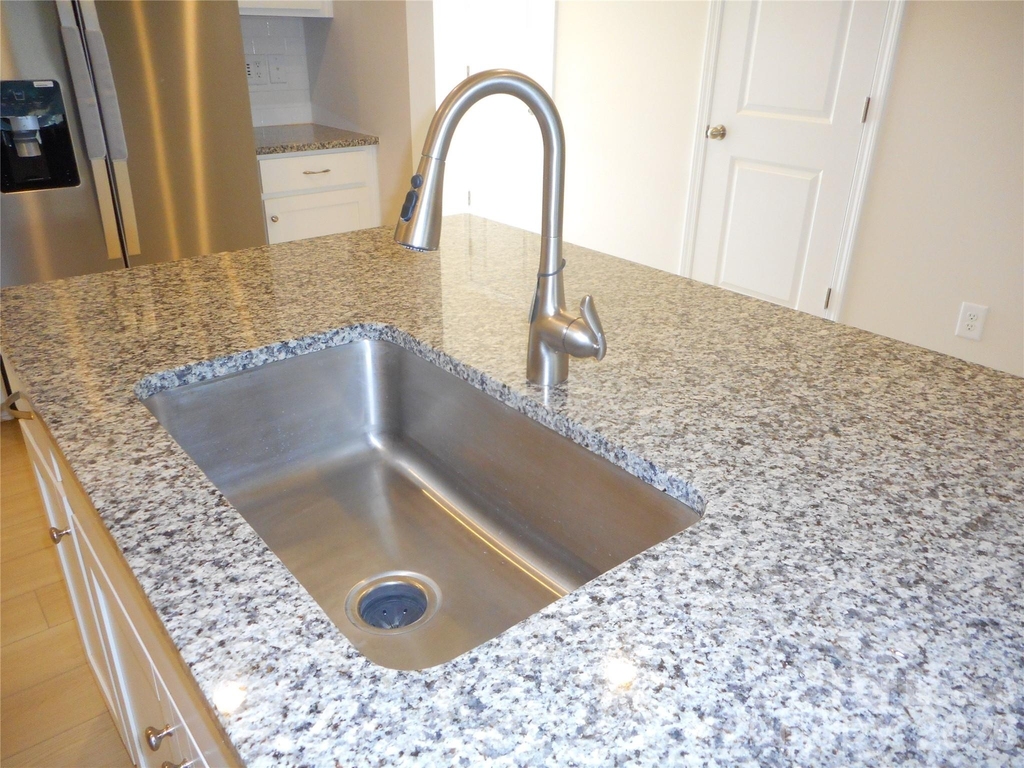 15752 Country House Street - Photo 3