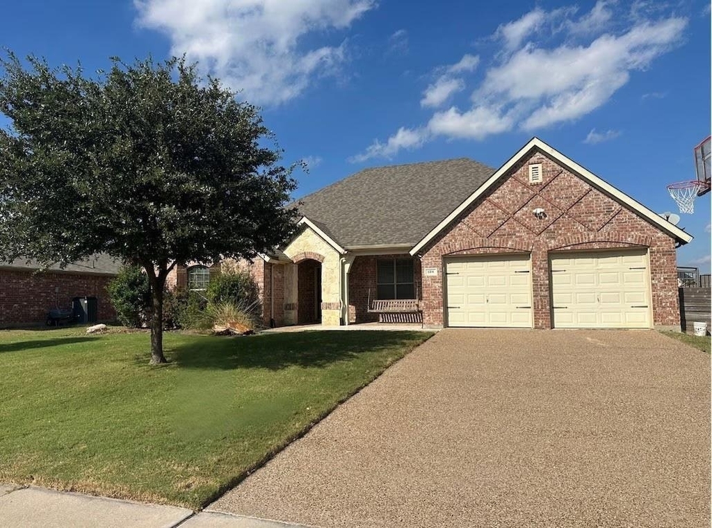 124 Country Lakes Boulevard - Photo 0