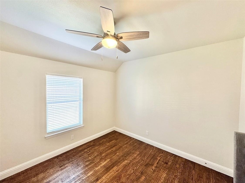 124 Country Lakes Boulevard - Photo 24