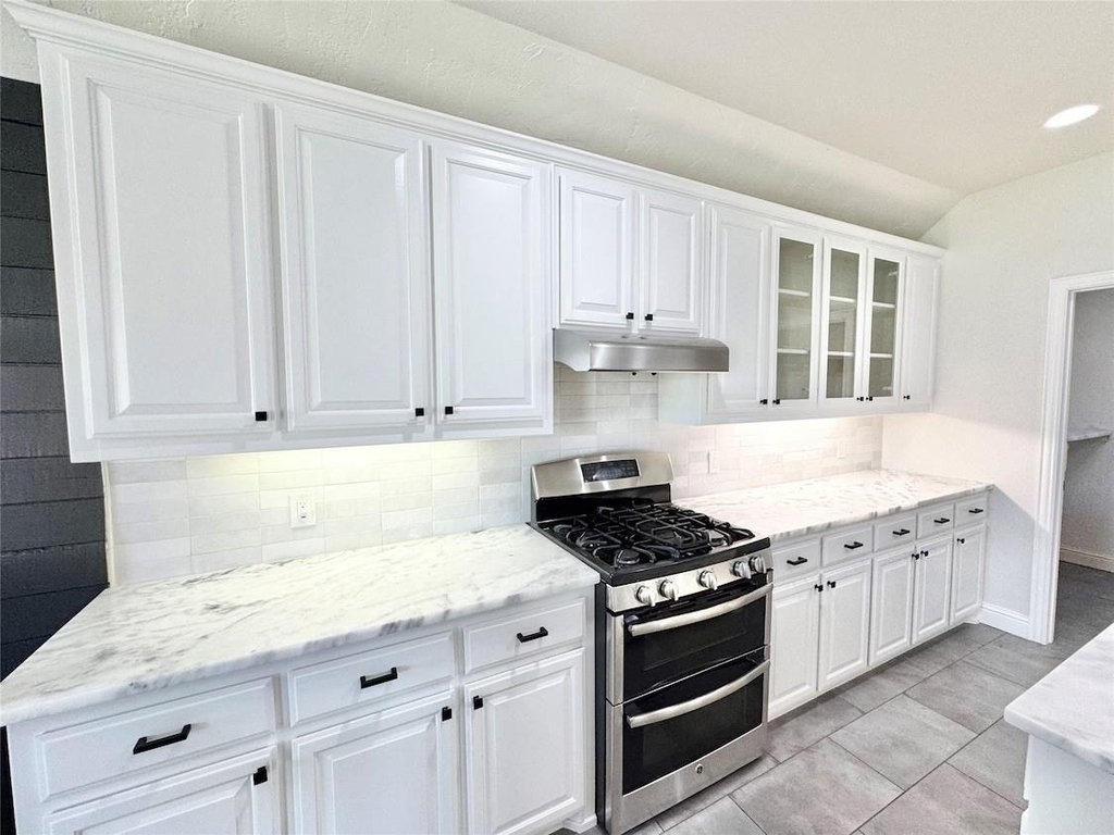 124 Country Lakes Boulevard - Photo 5