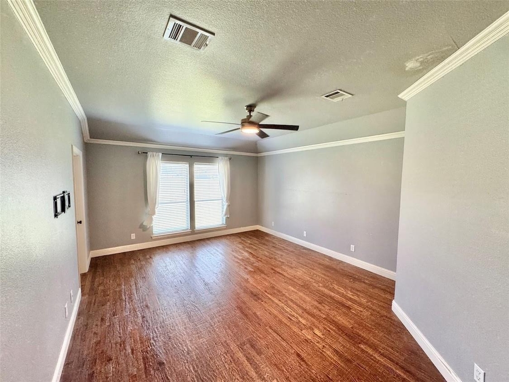 124 Country Lakes Boulevard - Photo 12