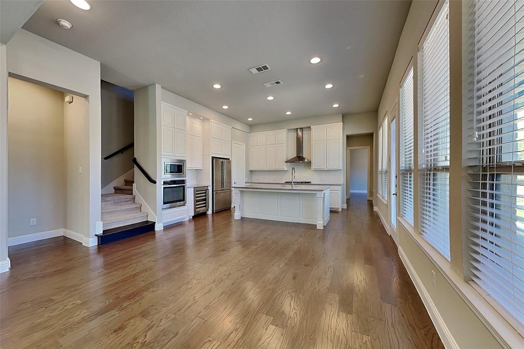 7801 Avondale Drive - Photo 4
