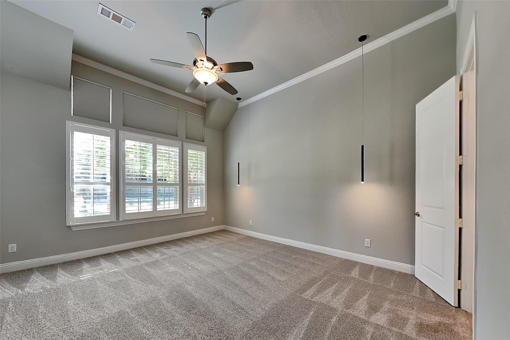 7801 Avondale Drive - Photo 5
