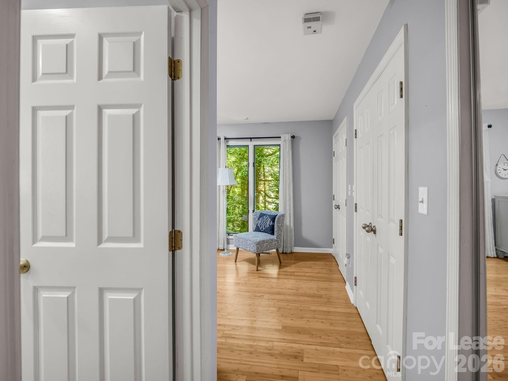 335 Melrose Avenue - Photo 22