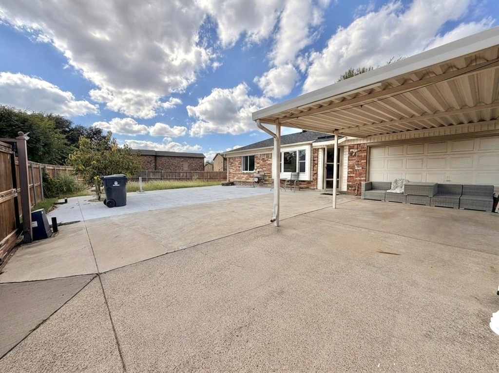 1202 Frio Lane - Photo 30