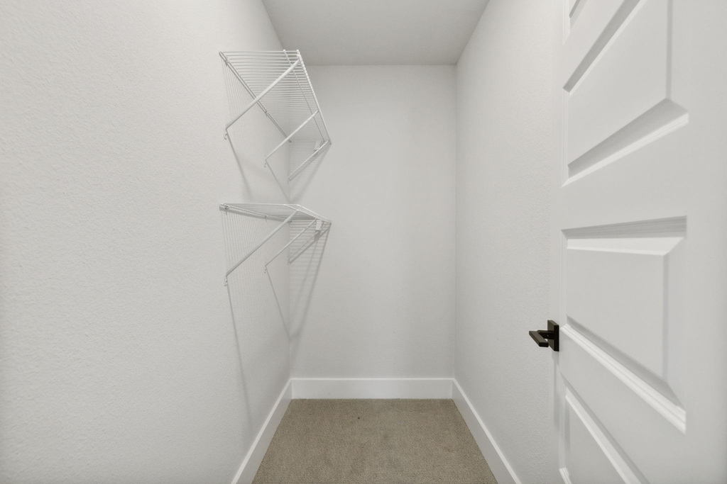 2453 Yosemite Way - Photo 29