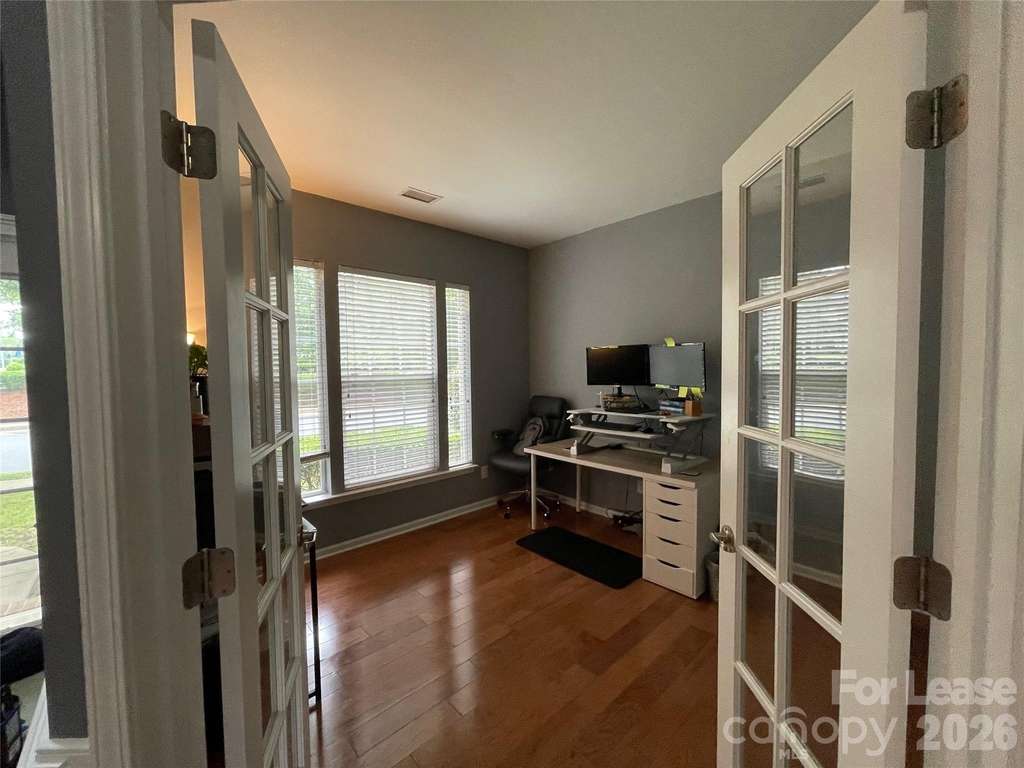 9709 Glenburn Lane - Photo 5