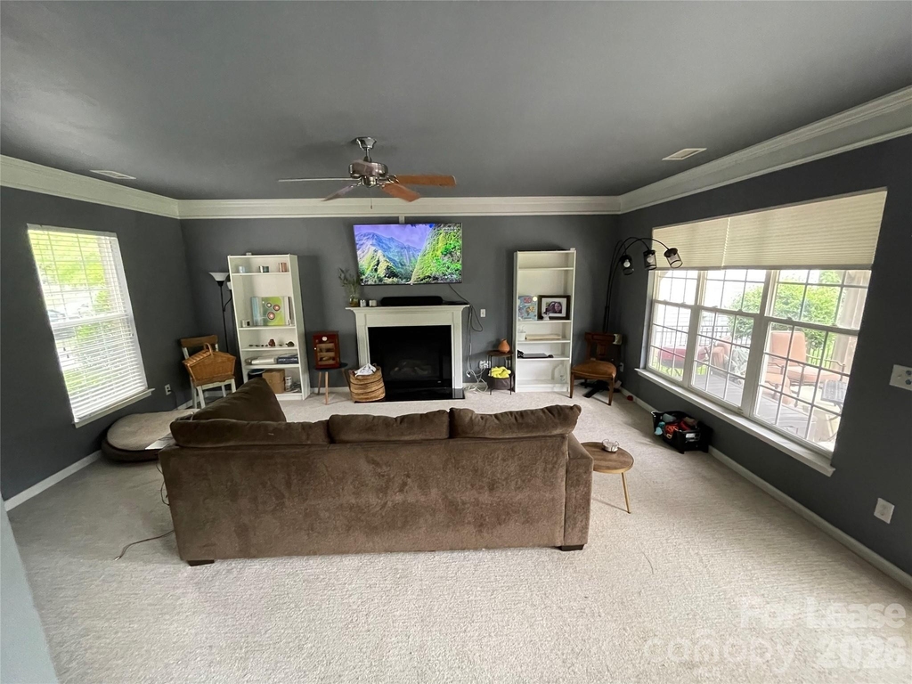 9709 Glenburn Lane - Photo 6