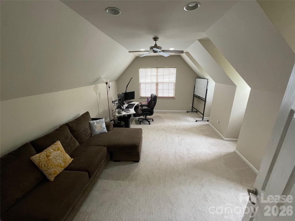 9709 Glenburn Lane - Photo 15