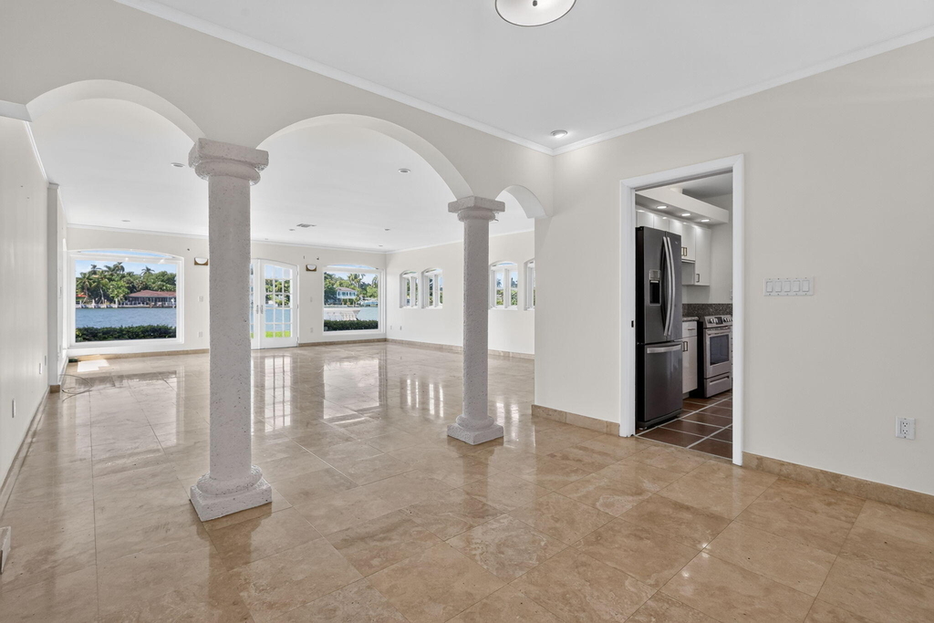 7500 W Treasure Drive - Photo 8