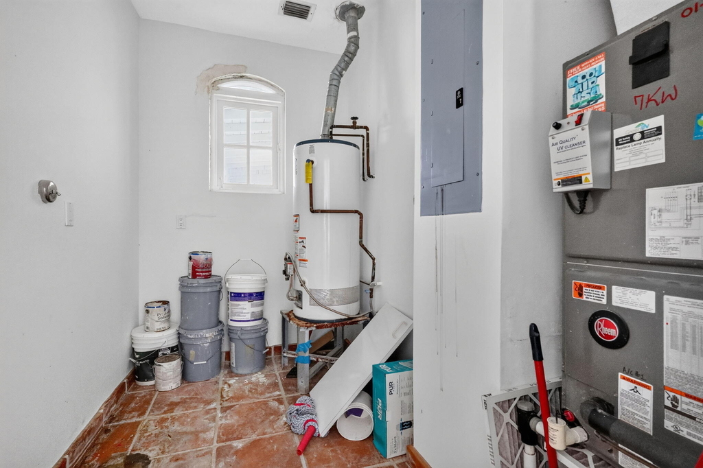 7500 W Treasure Drive - Photo 24